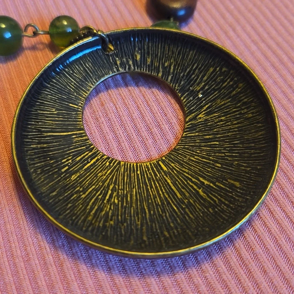 Wooden necklace - Picture 5 of 5